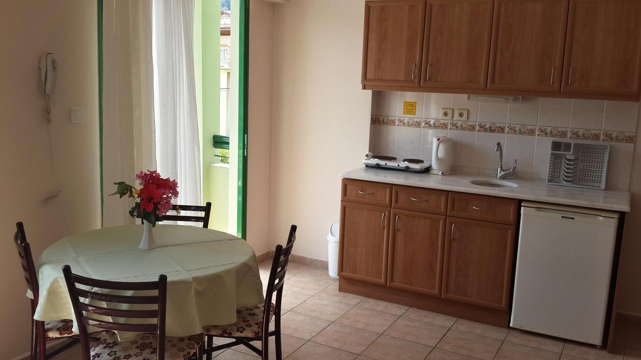Avlu Apartments 1 İçmeler Chambre photo